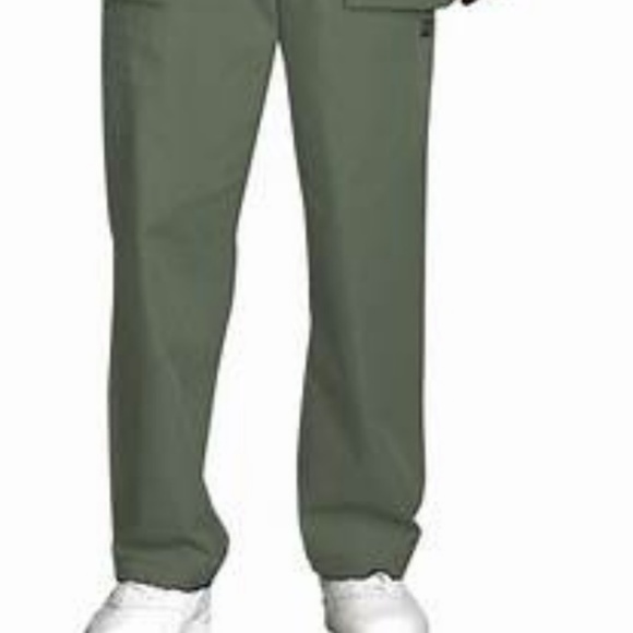 CLEARANCE! Men's Cherokee Cargo Scrub Pant - Picture 2 of 4